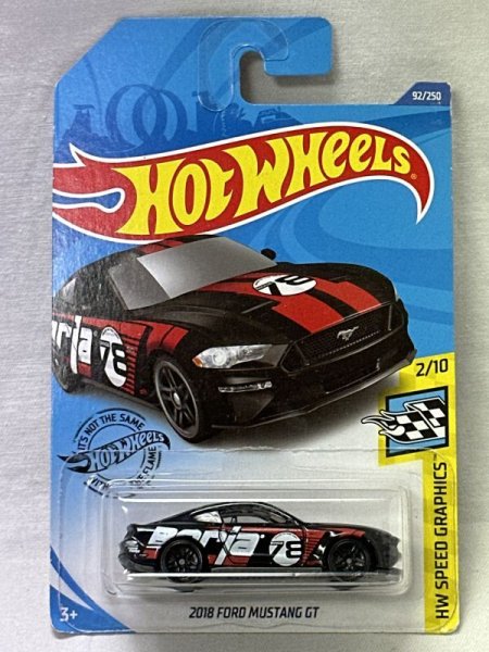 画像1: 2018 FORD MUSTANG GT (1)