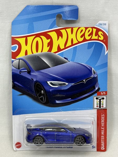 画像1: TESLA MODEL S PLAID (1)